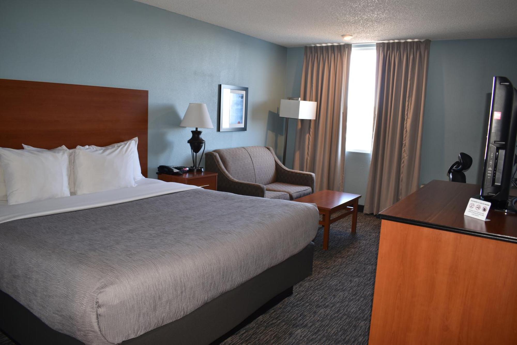 King Room Accessible or Non-Smoking or No Pets,1528507276:JPEG