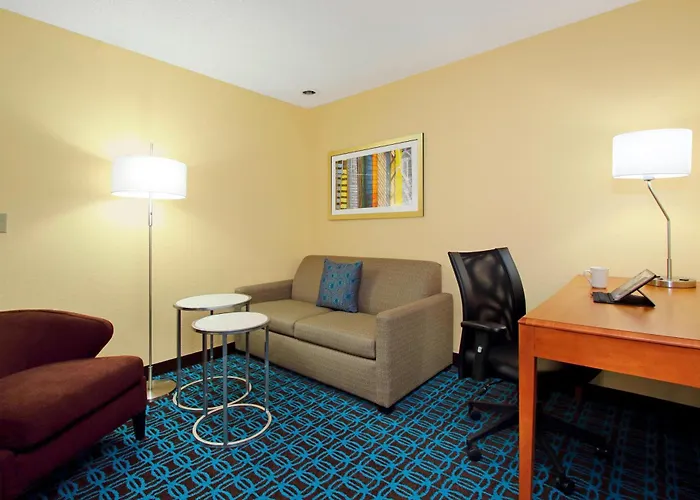 Fairfield Inn & Suites Colorado Springs South