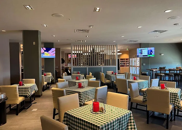 Best Western Plus Fillmore Inn & Suites Colorado Springs